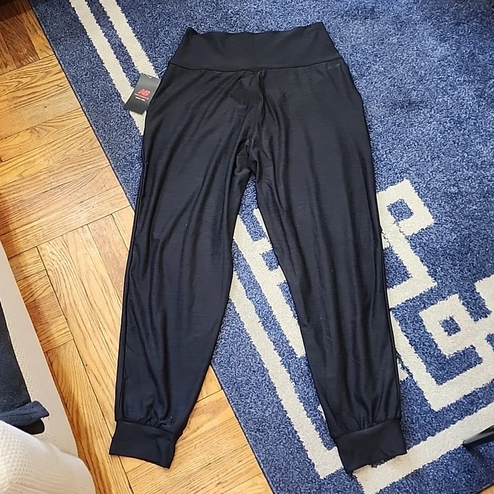 NWT New Balance Women's Spacedye Pants - Picture 4 of 7
